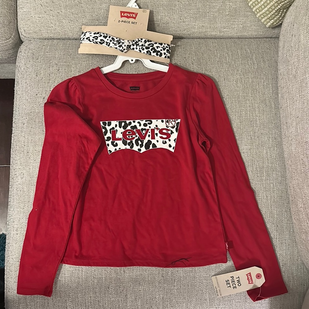 Children’s Medium 2-Piece Set includes long sleeved Levi’s Shirt with headband.